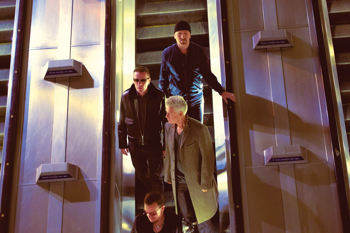 U2